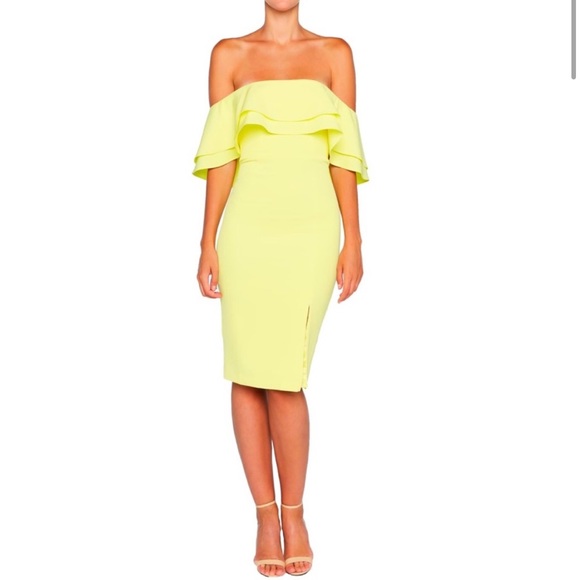 Bardot Dresses & Skirts - Bardot off the shoulder ruffle dress